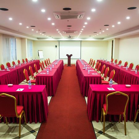 Admas Grand Hotel Entebbe Exterior foto