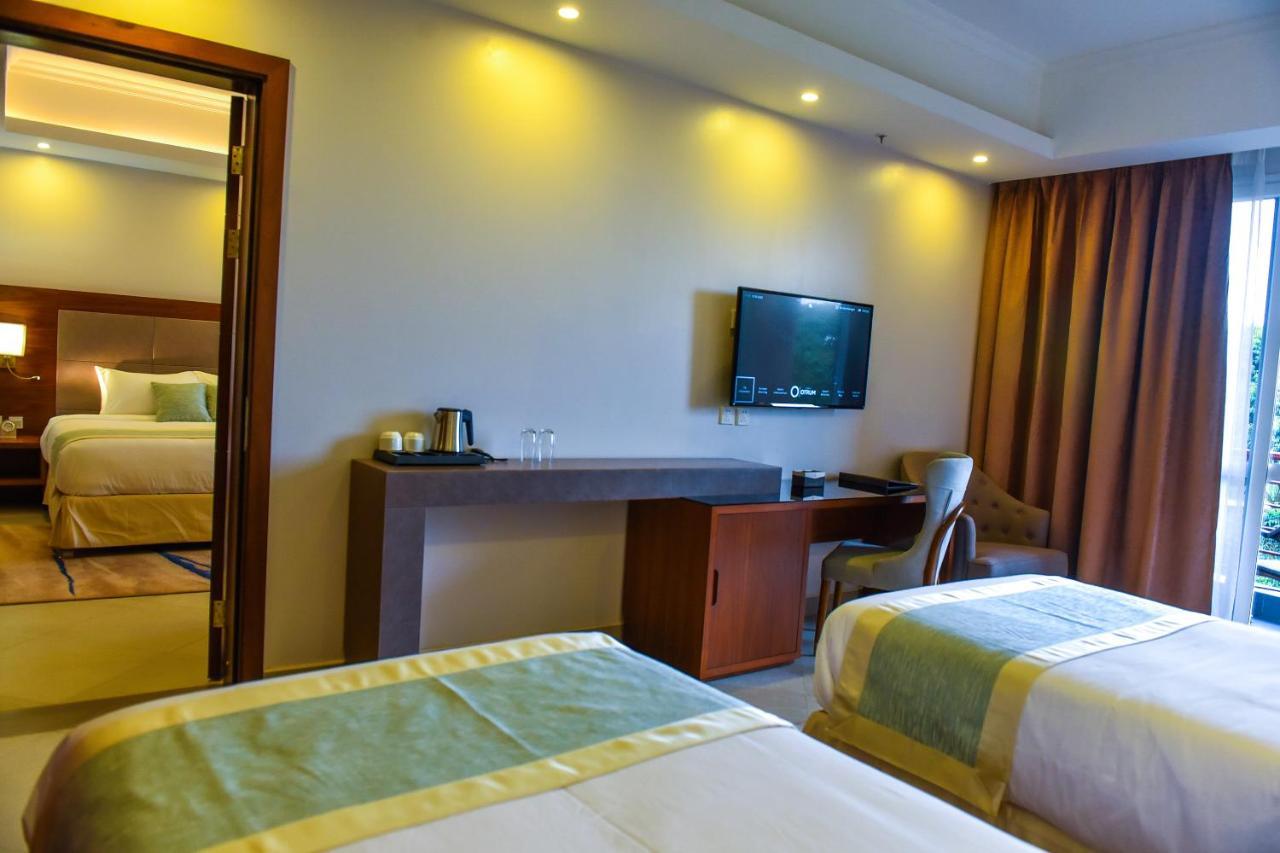 Admas Grand Hotel Entebbe Exterior foto
